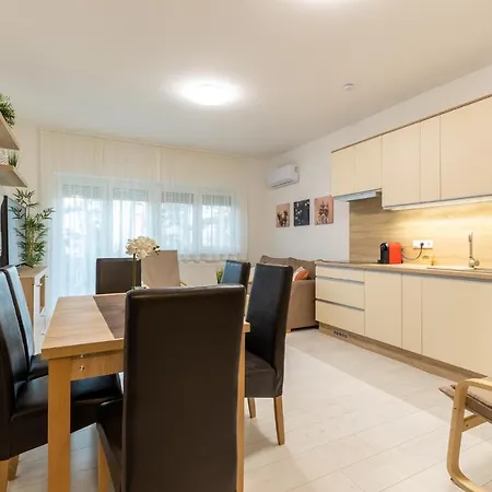 Appartement Leda By Bltn Siófok